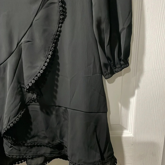 Cute Black Dress - Picture 4 of 15